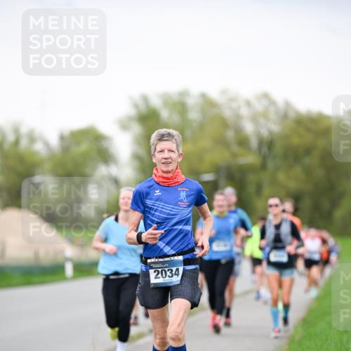 07.04.2024 - 43. Internationalen Wilhelmsburger Insellauf Dr. Thomas Lammeyer http://msf.ph/oto/6040487 07.04.2024 10:35:34 Laufen 2034 meine-sportfotos.de