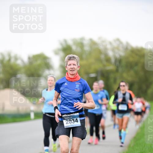 07.04.2024 - 43. Internationalen Wilhelmsburger Insellauf Dr. Thomas Lammeyer http://msf.ph/oto/6040489 07.04.2024 10:35:35 Laufen 2034 meine-sportfotos.de