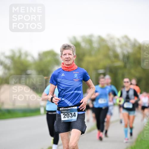 07.04.2024 - 43. Internationalen Wilhelmsburger Insellauf Dr. Thomas Lammeyer http://msf.ph/oto/6040492 07.04.2024 10:35:35 Laufen 2034 meine-sportfotos.de