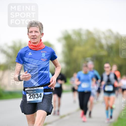 07.04.2024 - 43. Internationalen Wilhelmsburger Insellauf Dr. Thomas Lammeyer http://msf.ph/oto/6040497 07.04.2024 10:35:36 Laufen 2034 meine-sportfotos.de