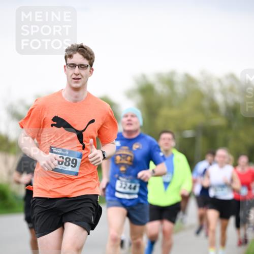 07.04.2024 - 43. Internationalen Wilhelmsburger Insellauf Dr. Thomas Lammeyer http://msf.ph/oto/6040540 07.04.2024 10:35:44 Laufen 089 meine-sportfotos.de
