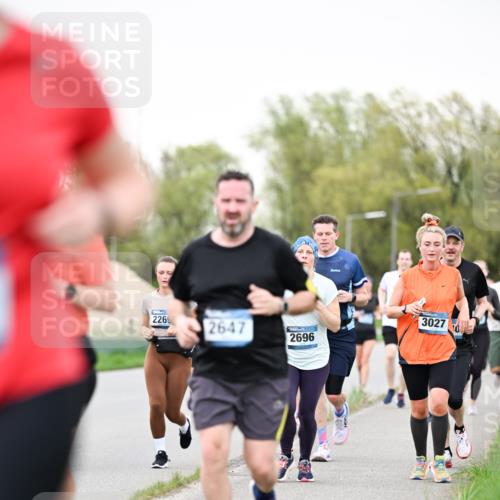 07.04.2024 - 43. Internationalen Wilhelmsburger Insellauf Dr. Thomas Lammeyer http://msf.ph/oto/6040574 07.04.2024 10:35:53 Laufen 2269, 2647, 2696, 3027 meine-sportfotos.de