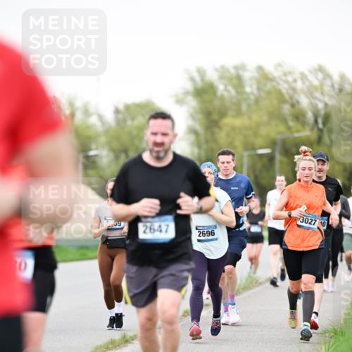 07.04.2024 - 43. Internationalen Wilhelmsburger Insellauf Dr. Thomas Lammeyer http://msf.ph/oto/6040575 07.04.2024 10:35:53 Laufen 0, 69, 2647, 2696, 3027, 10 meine-sportfotos.de