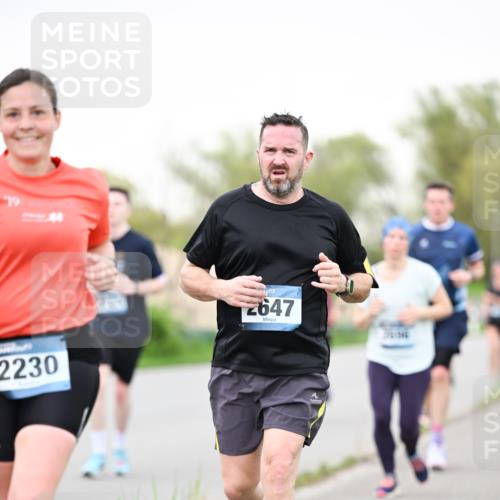 07.04.2024 - 43. Internationalen Wilhelmsburger Insellauf Dr. Thomas Lammeyer http://msf.ph/oto/6040581 07.04.2024 10:35:54 Laufen 2230, 2647 meine-sportfotos.de