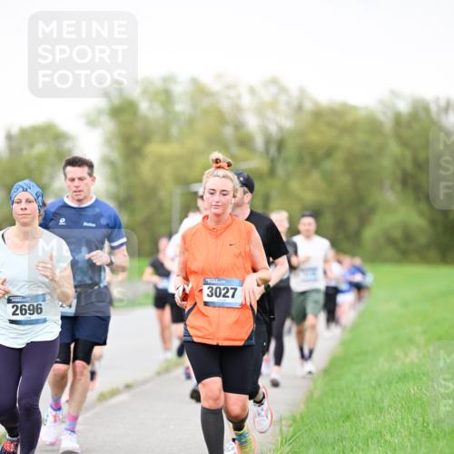 07.04.2024 - 43. Internationalen Wilhelmsburger Insellauf Dr. Thomas Lammeyer http://msf.ph/oto/6040585 07.04.2024 10:35:55 Laufen 2696, 3027 meine-sportfotos.de
