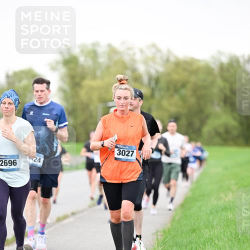 07.04.2024 - 43. Internationalen Wilhelmsburger Insellauf Dr. Thomas Lammeyer http://msf.ph/oto/6040586 07.04.2024 10:35:55 Laufen 2696, 4424, 3027 meine-sportfotos.de