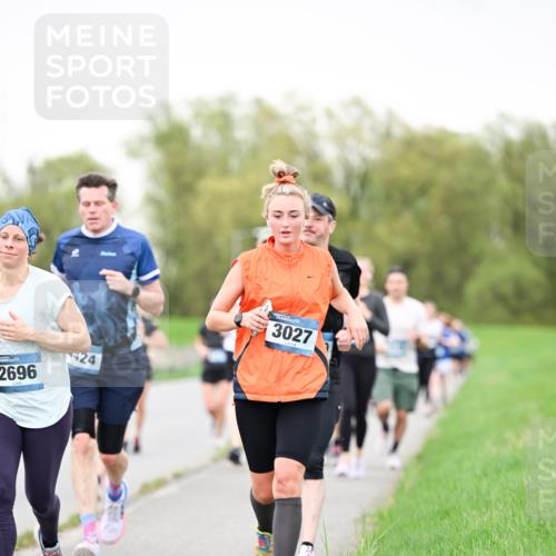 07.04.2024 - 43. Internationalen Wilhelmsburger Insellauf Dr. Thomas Lammeyer http://msf.ph/oto/6040587 07.04.2024 10:35:55 Laufen 2696, 424, 3027 meine-sportfotos.de