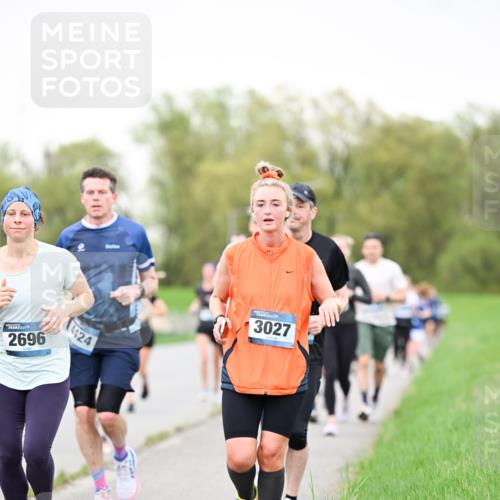 07.04.2024 - 43. Internationalen Wilhelmsburger Insellauf Dr. Thomas Lammeyer http://msf.ph/oto/6040588 07.04.2024 10:35:56 Laufen 2696, 4424, 3027 meine-sportfotos.de