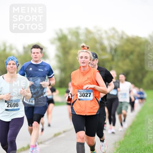 07.04.2024 - 43. Internationalen Wilhelmsburger Insellauf Dr. Thomas Lammeyer http://msf.ph/oto/6040590 07.04.2024 10:35:56 Laufen 2696, 424, 3027 meine-sportfotos.de