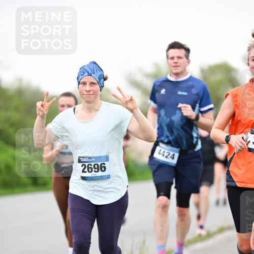 07.04.2024 - 43. Internationalen Wilhelmsburger Insellauf Dr. Thomas Lammeyer http://msf.ph/oto/6040594 07.04.2024 10:35:57 Laufen 2696, 4424 meine-sportfotos.de