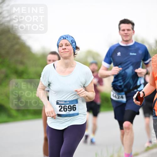07.04.2024 - 43. Internationalen Wilhelmsburger Insellauf Dr. Thomas Lammeyer http://msf.ph/oto/6040597 07.04.2024 10:35:57 Laufen 2696, 4424 meine-sportfotos.de