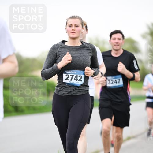 07.04.2024 - 43. Internationalen Wilhelmsburger Insellauf Dr. Thomas Lammeyer http://msf.ph/oto/6040617 07.04.2024 10:36:02 Laufen 2742, 3247 meine-sportfotos.de