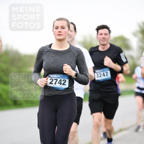 07.04.2024 - 43. Internationalen Wilhelmsburger Insellauf Dr. Thomas Lammeyer http://msf.ph/oto/6040618 07.04.2024 10:36:02 Laufen 2742, 3247 meine-sportfotos.de