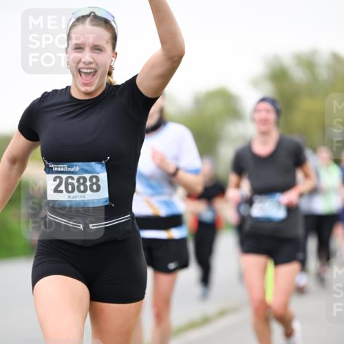 07.04.2024 - 43. Internationalen Wilhelmsburger Insellauf Dr. Thomas Lammeyer http://msf.ph/oto/6040636 07.04.2024 10:36:06 Laufen 2688 meine-sportfotos.de