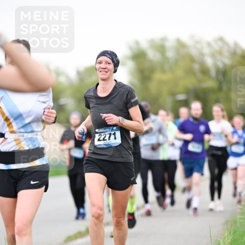 07.04.2024 - 43. Internationalen Wilhelmsburger Insellauf Dr. Thomas Lammeyer http://msf.ph/oto/6040637 07.04.2024 10:36:06 Laufen 2271 meine-sportfotos.de