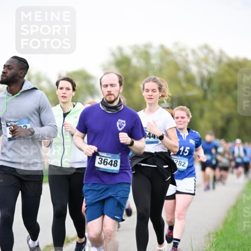 07.04.2024 - 43. Internationalen Wilhelmsburger Insellauf Dr. Thomas Lammeyer http://msf.ph/oto/6040655 07.04.2024 10:36:11 Laufen 3648, 44, 15, 282 meine-sportfotos.de