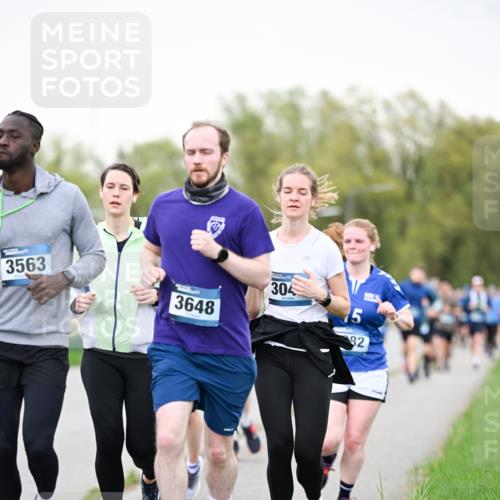 07.04.2024 - 43. Internationalen Wilhelmsburger Insellauf Dr. Thomas Lammeyer http://msf.ph/oto/6040656 07.04.2024 10:36:11 Laufen 3563, 3648, 304, 5, 82 meine-sportfotos.de
