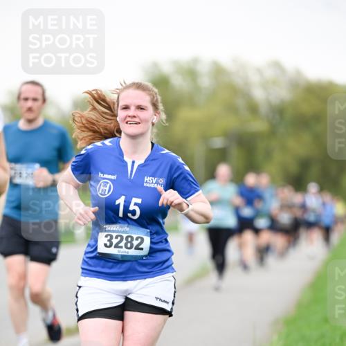 07.04.2024 - 43. Internationalen Wilhelmsburger Insellauf Dr. Thomas Lammeyer http://msf.ph/oto/6040672 07.04.2024 10:36:14 Laufen 15, 3282 meine-sportfotos.de