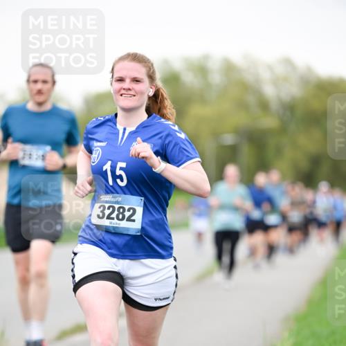 07.04.2024 - 43. Internationalen Wilhelmsburger Insellauf Dr. Thomas Lammeyer http://msf.ph/oto/6040673 07.04.2024 10:36:14 Laufen 15, 3282 meine-sportfotos.de