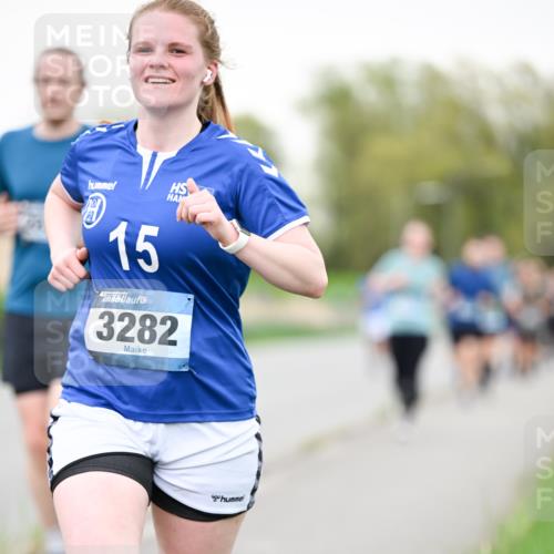 07.04.2024 - 43. Internationalen Wilhelmsburger Insellauf Dr. Thomas Lammeyer http://msf.ph/oto/6040678 07.04.2024 10:36:14 Laufen 15, 3282 meine-sportfotos.de