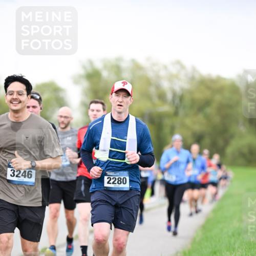 07.04.2024 - 43. Internationalen Wilhelmsburger Insellauf Dr. Thomas Lammeyer http://msf.ph/oto/6040717 07.04.2024 10:36:28 Laufen 3246, 2280 meine-sportfotos.de