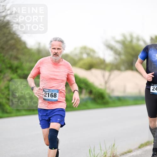 07.04.2024 - 43. Internationalen Wilhelmsburger Insellauf Dr. Thomas Lammeyer http://msf.ph/oto/6040746 07.04.2024 10:36:38 Laufen 2168, 24 meine-sportfotos.de