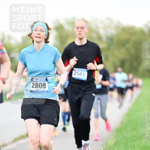 07.04.2024 - 43. Internationalen Wilhelmsburger Insellauf Dr. Thomas Lammeyer http://msf.ph/oto/6040807 07.04.2024 10:36:47 Laufen 2809, 2561 meine-sportfotos.de