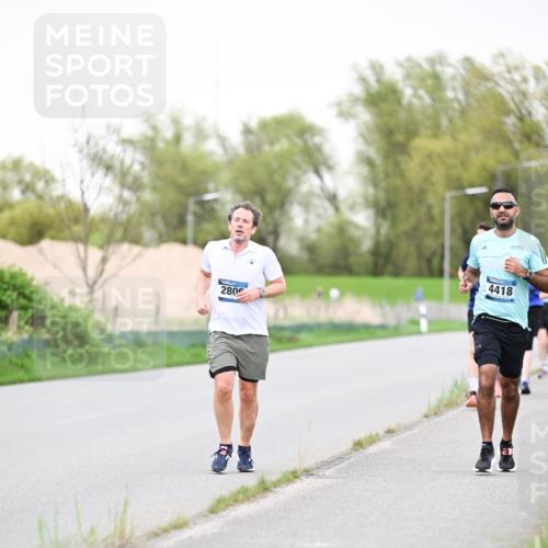 07.04.2024 - 43. Internationalen Wilhelmsburger Insellauf Dr. Thomas Lammeyer http://msf.ph/oto/6040830 07.04.2024 10:36:54 Laufen 280, 4418 meine-sportfotos.de
