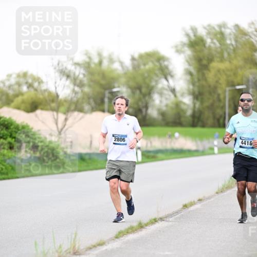07.04.2024 - 43. Internationalen Wilhelmsburger Insellauf Dr. Thomas Lammeyer http://msf.ph/oto/6040833 07.04.2024 10:36:54 Laufen 2806, 441 meine-sportfotos.de