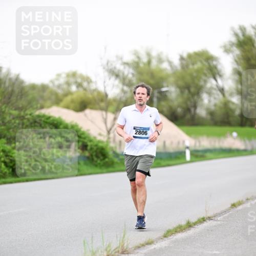 07.04.2024 - 43. Internationalen Wilhelmsburger Insellauf Dr. Thomas Lammeyer http://msf.ph/oto/6040846 07.04.2024 10:36:55 Laufen 0, 2806 meine-sportfotos.de