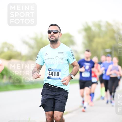 07.04.2024 - 43. Internationalen Wilhelmsburger Insellauf Dr. Thomas Lammeyer http://msf.ph/oto/6040876 07.04.2024 10:36:58 Laufen 20, 4418 meine-sportfotos.de