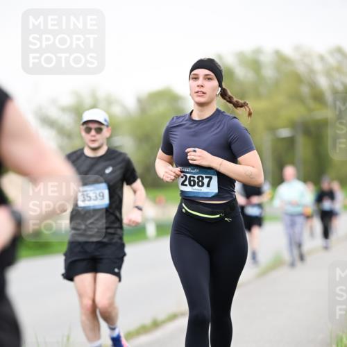 07.04.2024 - 43. Internationalen Wilhelmsburger Insellauf Dr. Thomas Lammeyer http://msf.ph/oto/6040922 07.04.2024 10:37:06 Laufen 3539, 2687 meine-sportfotos.de