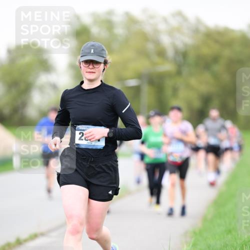 07.04.2024 - 43. Internationalen Wilhelmsburger Insellauf Dr. Thomas Lammeyer http://msf.ph/oto/6040956 07.04.2024 10:37:14 Laufen 2 meine-sportfotos.de