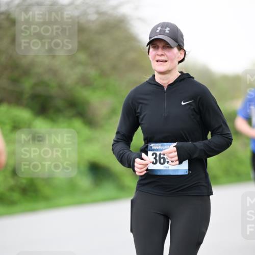 07.04.2024 - 43. Internationalen Wilhelmsburger Insellauf Dr. Thomas Lammeyer http://msf.ph/oto/6041000 07.04.2024 10:37:22 Laufen 36 meine-sportfotos.de