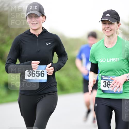 07.04.2024 - 43. Internationalen Wilhelmsburger Insellauf Dr. Thomas Lammeyer http://msf.ph/oto/6041003 07.04.2024 10:37:22 Laufen 3656, 36 meine-sportfotos.de