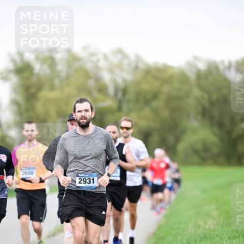 07.04.2024 - 43. Internationalen Wilhelmsburger Insellauf Dr. Thomas Lammeyer http://msf.ph/oto/6041008 07.04.2024 10:37:24 Laufen 2600, 2931 meine-sportfotos.de