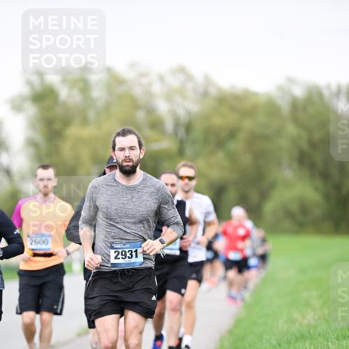 07.04.2024 - 43. Internationalen Wilhelmsburger Insellauf Dr. Thomas Lammeyer http://msf.ph/oto/6041014 07.04.2024 10:37:24 Laufen 2600, 2931 meine-sportfotos.de