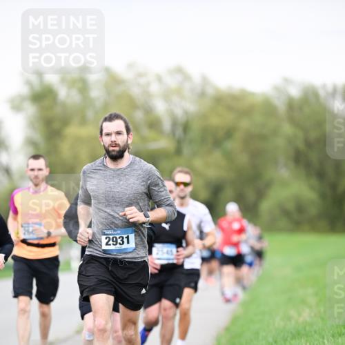 07.04.2024 - 43. Internationalen Wilhelmsburger Insellauf Dr. Thomas Lammeyer http://msf.ph/oto/6041016 07.04.2024 10:37:24 Laufen 266, 2931 meine-sportfotos.de