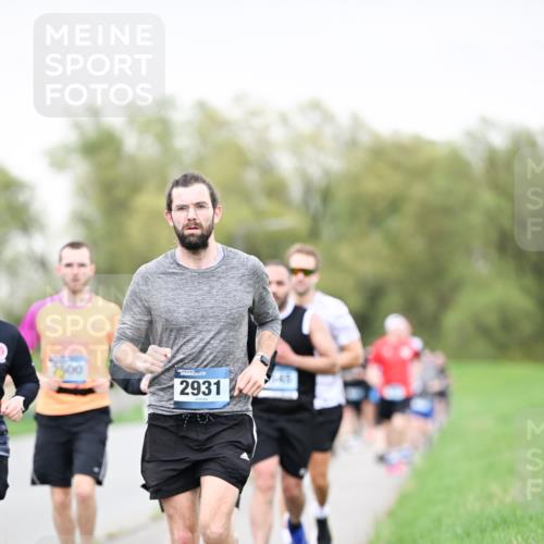 07.04.2024 - 43. Internationalen Wilhelmsburger Insellauf Dr. Thomas Lammeyer http://msf.ph/oto/6041019 07.04.2024 10:37:24 Laufen 2931 meine-sportfotos.de