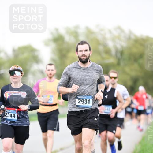 07.04.2024 - 43. Internationalen Wilhelmsburger Insellauf Dr. Thomas Lammeyer http://msf.ph/oto/6041021 07.04.2024 10:37:25 Laufen 2344, 2931 meine-sportfotos.de