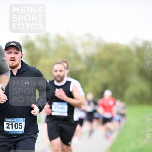 07.04.2024 - 43. Internationalen Wilhelmsburger Insellauf Dr. Thomas Lammeyer http://msf.ph/oto/6041041 07.04.2024 10:37:27 Laufen 2105, 2545 meine-sportfotos.de