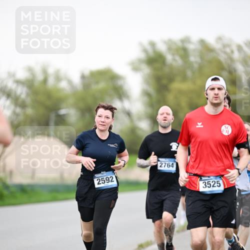 07.04.2024 - 43. Internationalen Wilhelmsburger Insellauf Dr. Thomas Lammeyer http://msf.ph/oto/6041117 07.04.2024 10:37:37 Laufen 2592, 2764, 3525 meine-sportfotos.de