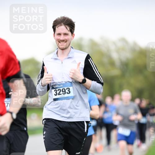 07.04.2024 - 43. Internationalen Wilhelmsburger Insellauf Dr. Thomas Lammeyer http://msf.ph/oto/6041130 07.04.2024 10:37:39 Laufen 76, 3293 meine-sportfotos.de