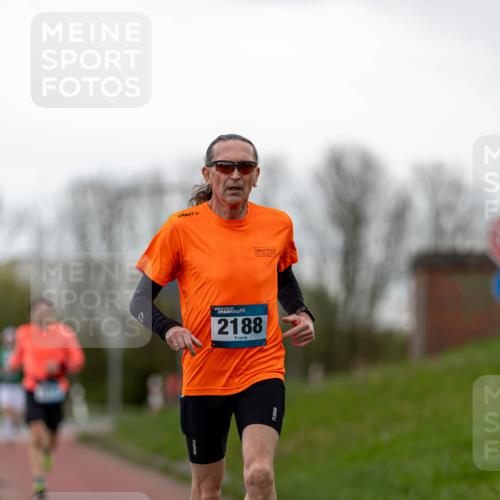 07.04.2024 - 43. Internationalen Wilhelmsburger Insellauf Michael Strokosch http://msf.ph/oto/6041169 07.04.2024 10:23:55 Laufen 2188 meine-sportfotos.de