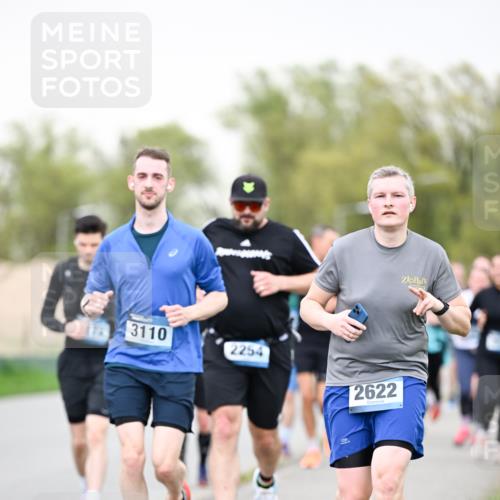 07.04.2024 - 43. Internationalen Wilhelmsburger Insellauf Dr. Thomas Lammeyer http://msf.ph/oto/6041170 07.04.2024 10:37:43 Laufen 3110, 2254, 2622 meine-sportfotos.de