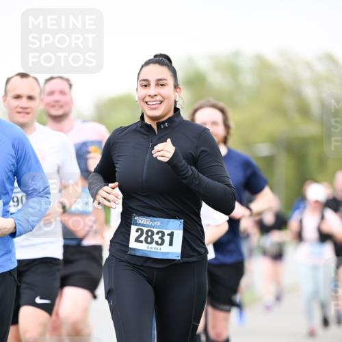 07.04.2024 - 43. Internationalen Wilhelmsburger Insellauf Dr. Thomas Lammeyer http://msf.ph/oto/6041239 07.04.2024 10:37:51 Laufen 90, 2831 meine-sportfotos.de