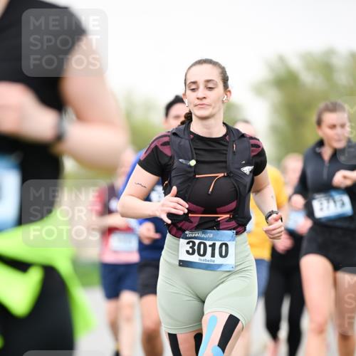 07.04.2024 - 43. Internationalen Wilhelmsburger Insellauf Dr. Thomas Lammeyer http://msf.ph/oto/6041321 07.04.2024 10:38:00 Laufen 3010, 2719 meine-sportfotos.de