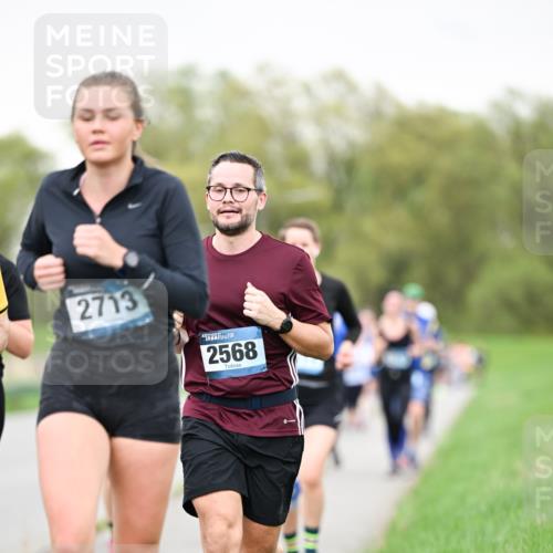 07.04.2024 - 43. Internationalen Wilhelmsburger Insellauf Dr. Thomas Lammeyer http://msf.ph/oto/6041336 07.04.2024 10:38:02 Laufen 2713, 2568 meine-sportfotos.de