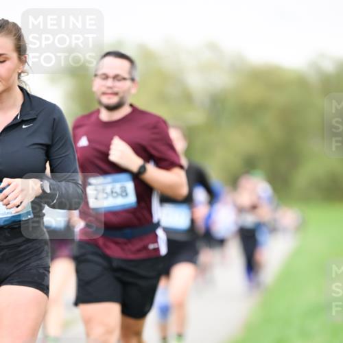 07.04.2024 - 43. Internationalen Wilhelmsburger Insellauf Dr. Thomas Lammeyer http://msf.ph/oto/6041347 07.04.2024 10:38:03 Laufen 2568 meine-sportfotos.de