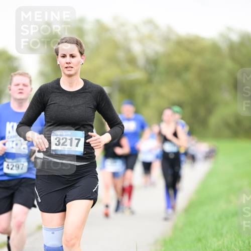 07.04.2024 - 43. Internationalen Wilhelmsburger Insellauf Dr. Thomas Lammeyer http://msf.ph/oto/6041359 07.04.2024 10:38:05 Laufen 4297, 3217 meine-sportfotos.de